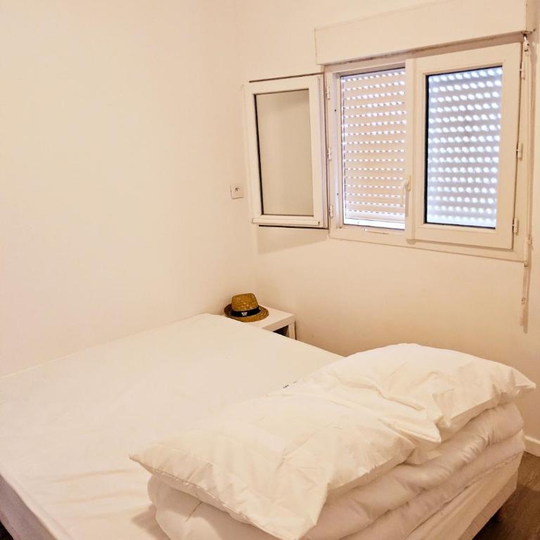 L'espadon du port, air conditioning, terrace, sea, 5 people - Appartement 2 Chambres - 11