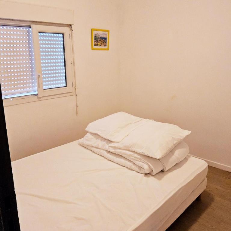 L'espadon du port, air conditioning, terrace, sea, 5 people - Appartement 2 Chambres - 14