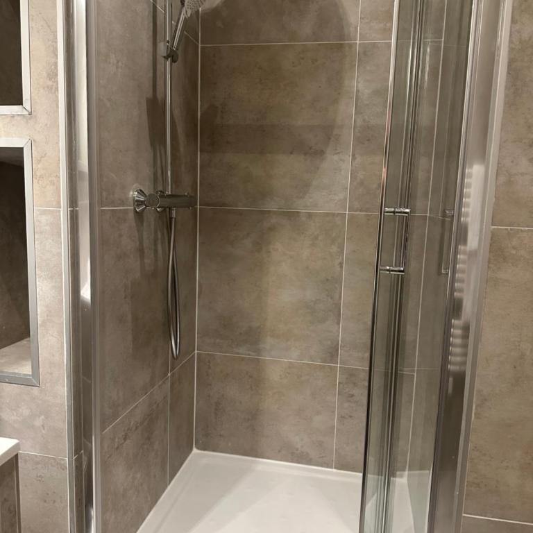 Hotel Azur - Chambre Triple Confort - 13