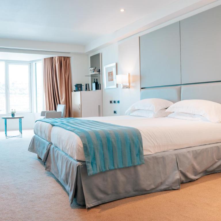 Port Palace - Suite Junior - Vue Port - 3