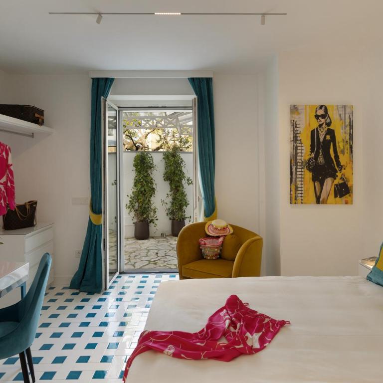 Villa Coralia Sorrento, Luxury Suite in Amalfi Coast, Italia - Luxury Double Room with Garden View - 2