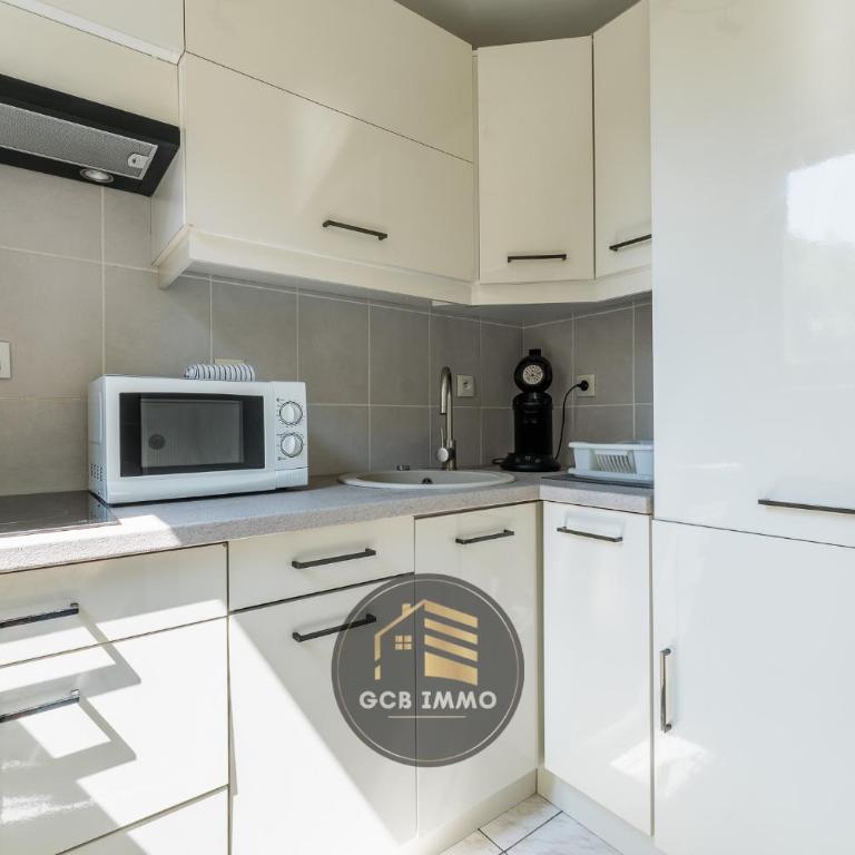 Le Cocon - 4 personnes et Parking Privé Gratuit - Studio avec Balcon - 7