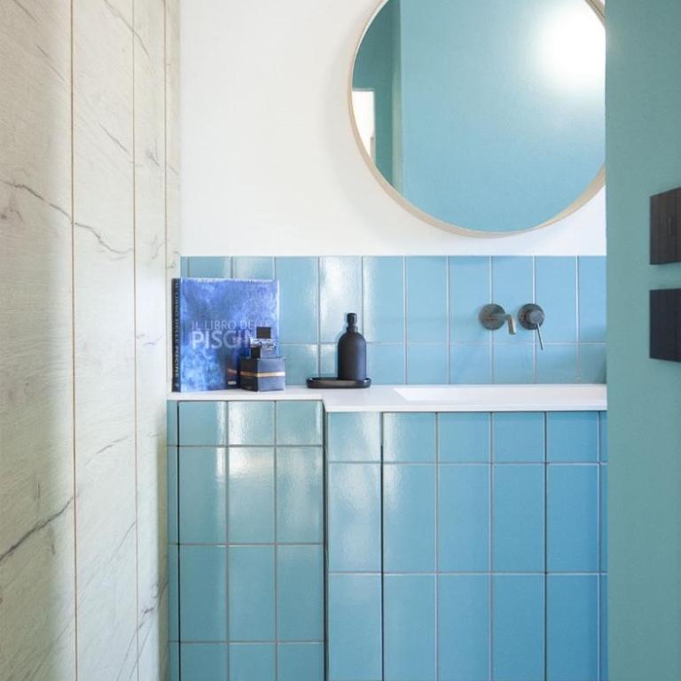 Window overlooking the sea on the 20th floor - Appartamento con 2 Camere da Letto - 9