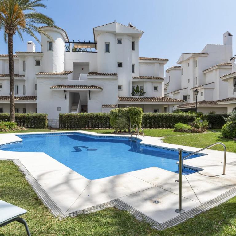 VIVI Homes - Tres Naranjos - Penthouse - pool - terrace - Apartamento con vistas - 1