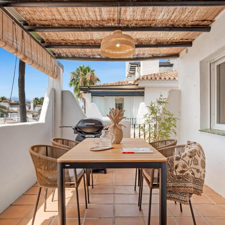 VIVI Homes - Tres Naranjos - Penthouse - pool - terrace - Apartamento con vistas - 2