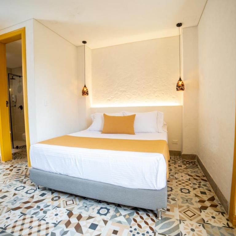 Casa Serafin Hotel - Triple Room with Balcony - 6