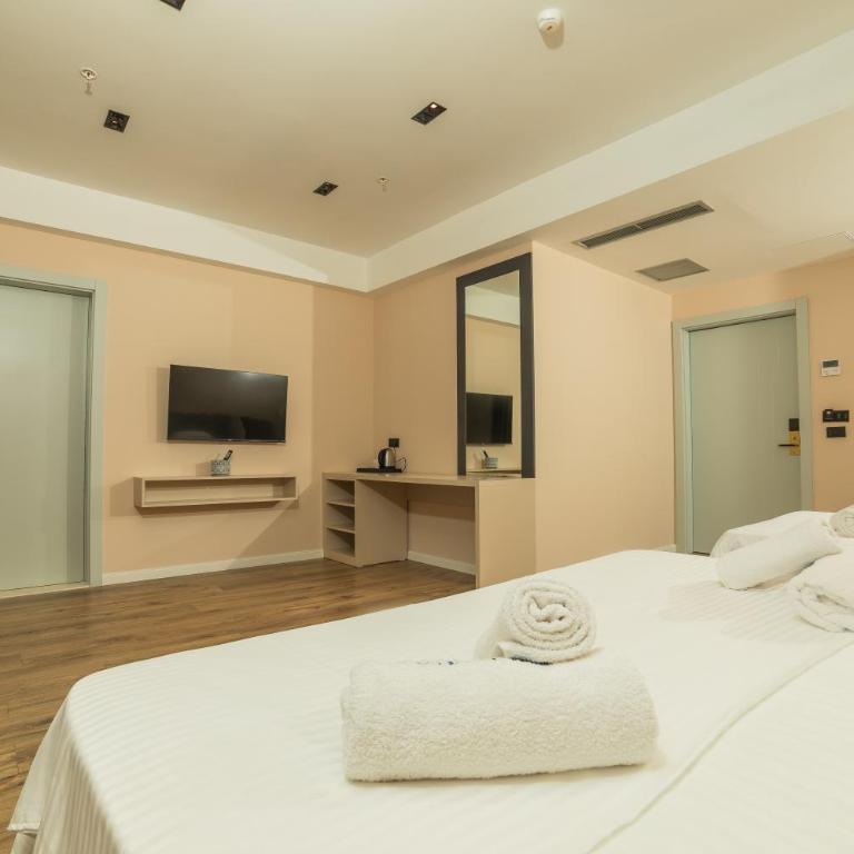 Hotel Umma - Trokrevetna Soba sa Balkonom - 12