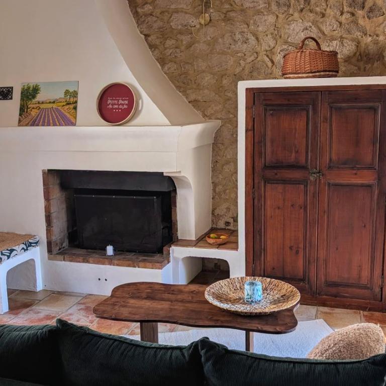 Charming & medieval village house completely renovated with great exterior and views - Maison 3 Chambres - 11