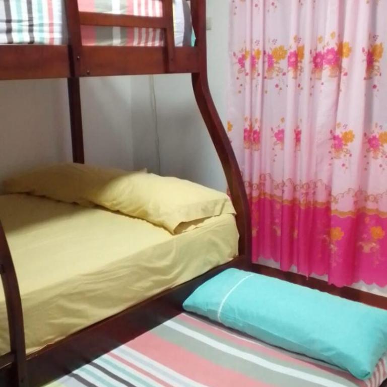 Alquilo acogedora villa Familiar en Salinas, a pocos minutos de centro comercial y playas! - Villa de 3 dormitorios - 10