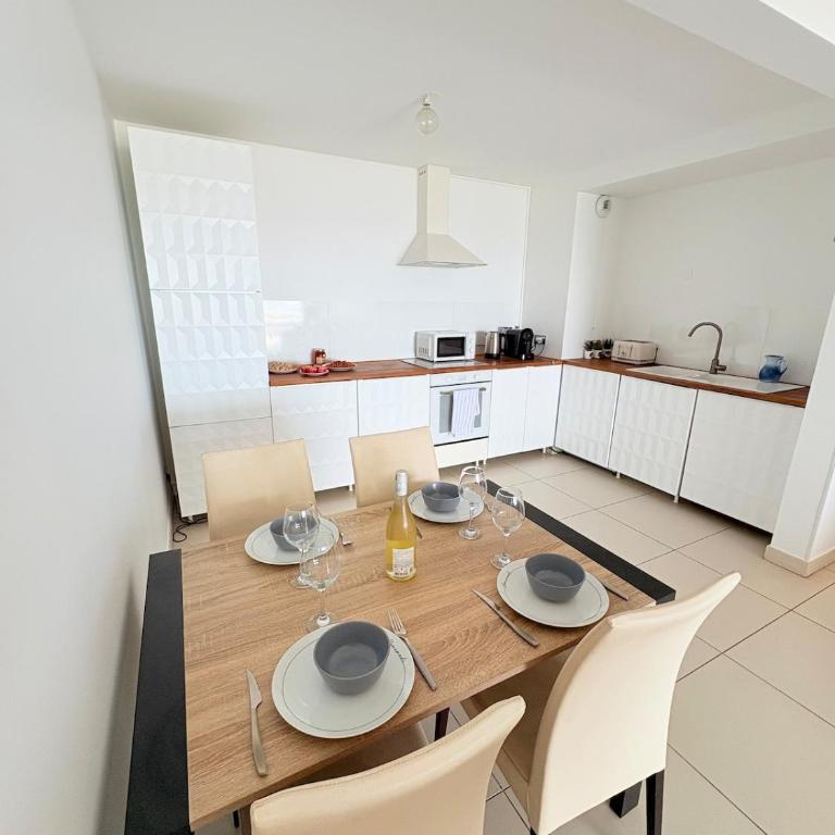 #Sète Front de mer Piscine Box privé Clim - Apartment mit 2 Schlafzimmern - 3