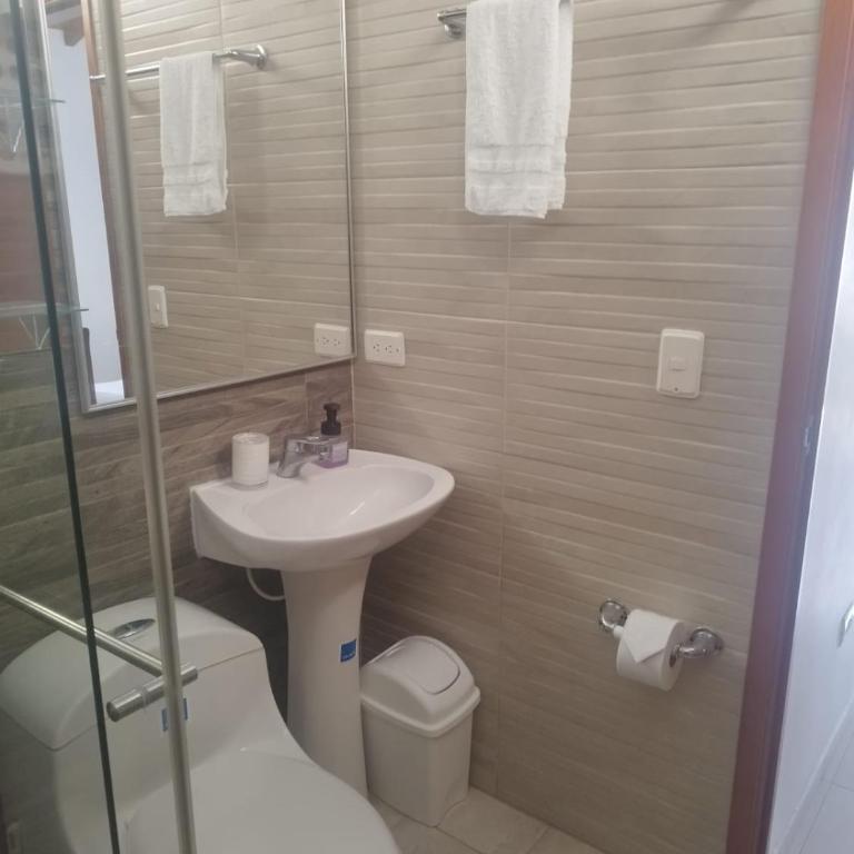 Habitar de Asis - Habitación Doble con baño privado - 13