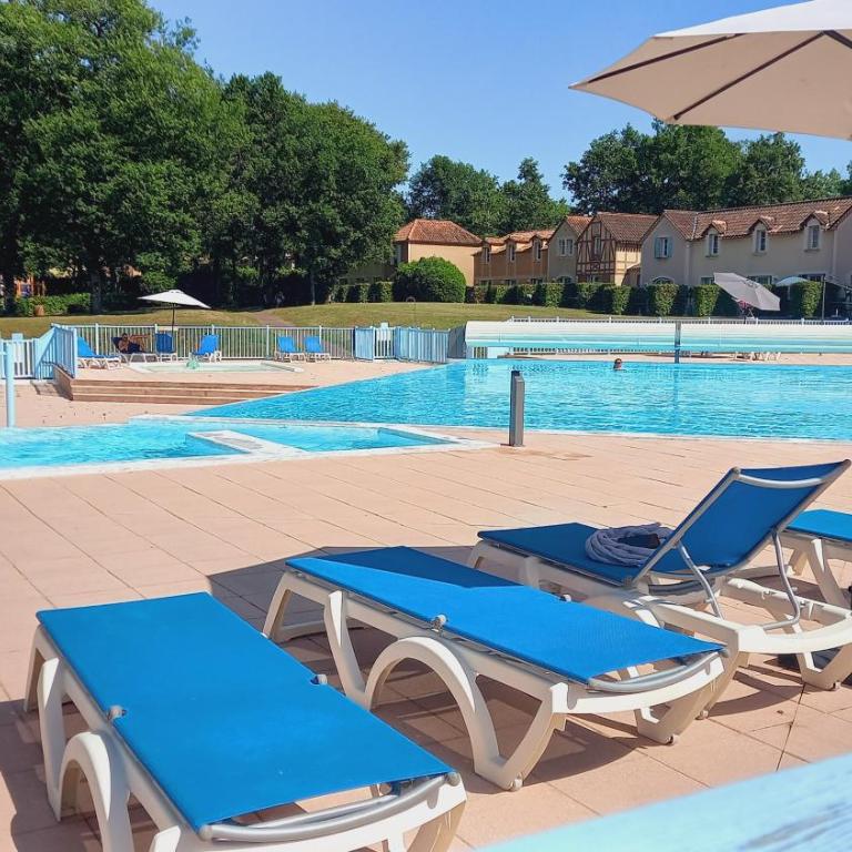 Maison au RDC, proche parking, piscine chauffée, en résidence, 4 ou 5 pers, lac, nature et pêche - Maison 1 Chambre - 12