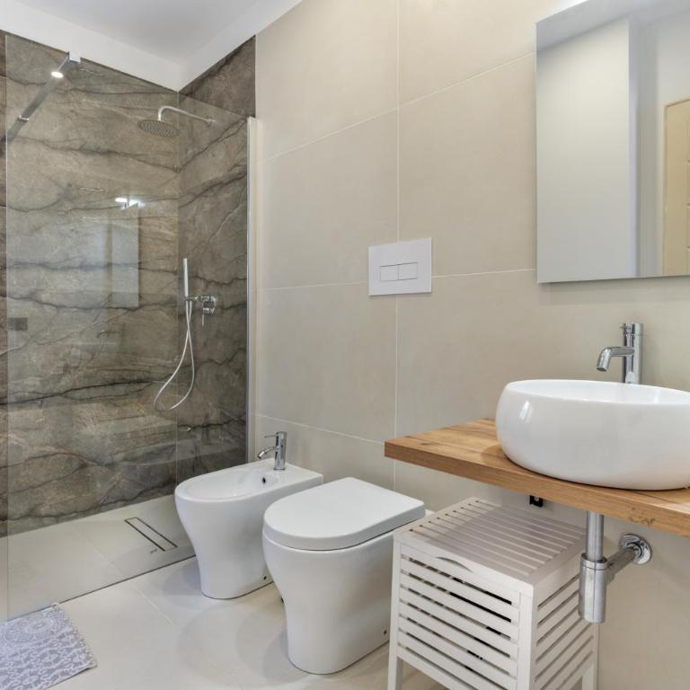 Villa Sandoval - Large Double or Twin Room - 14