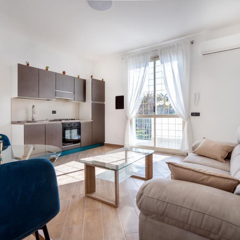 Villa Sandoval - Junior Suite with Pool View - 19
