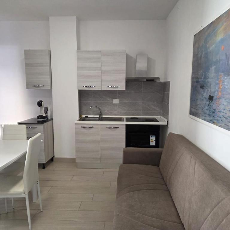 Appartamento Morelli Beach - Via Fratti 2 - Two-Bedroom Apartment with Sea View - 7