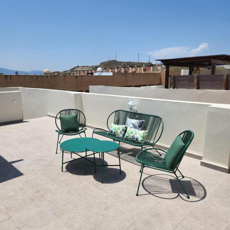 Ático Boutique con Piscina privada en el Solárium y Diseño Natural - Apartamento de 2 dormitorios - 72