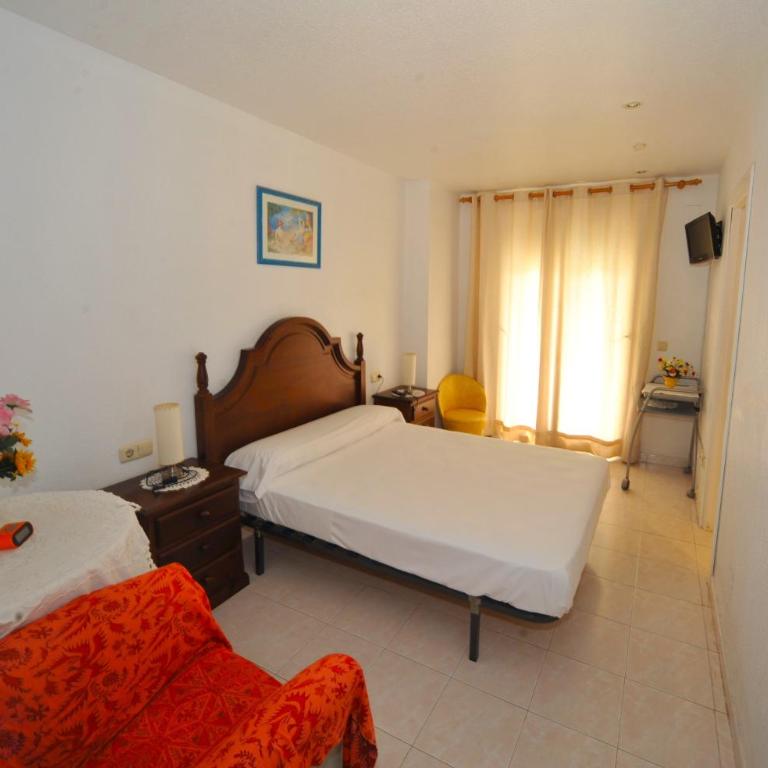 Cala Gonzalez Orange Costa - Apartamento con vistas a la piscina - 3
