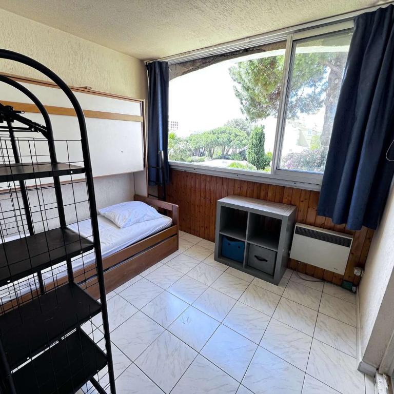 Appartement 3 pièces proche plage et commerces avec garage - FR-1-702-74 - Apartment - 13