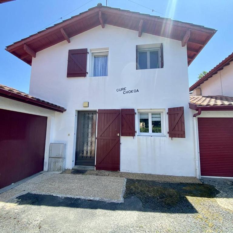 Maison mitoyenne proche centre, 3 pièces, 4 couchages, parking, Wi-Fi - Maison 2 Chambres - 1