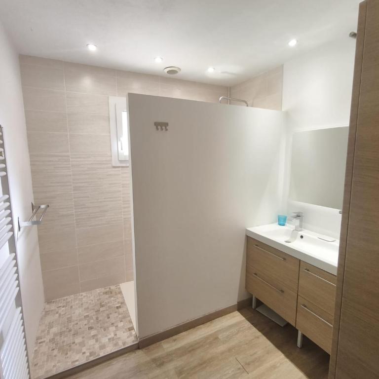 Le Frais Jus - Maison 3 Chambres - 10