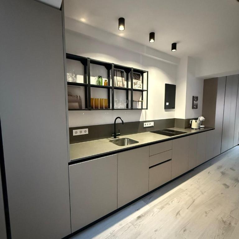 Suite 360º - Alicante - Three-Bedroom Premium Apartment - 5