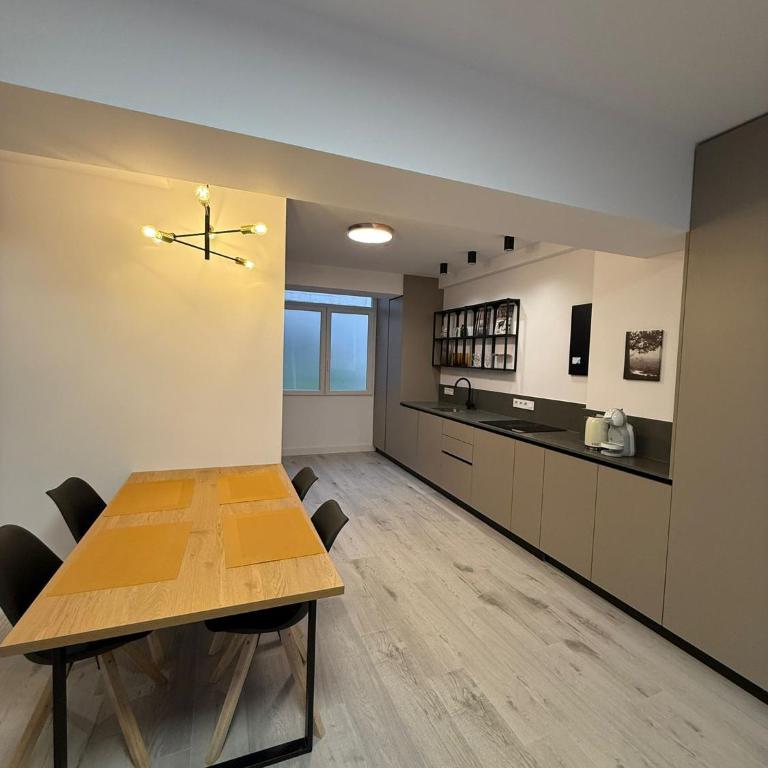 Suite 360º - Alicante - Three-Bedroom Premium Apartment - 3