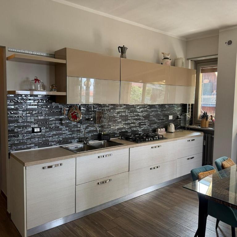 LUX Apt - 2Bedr with View and Parking - Two-Bedroom Apartment - 14