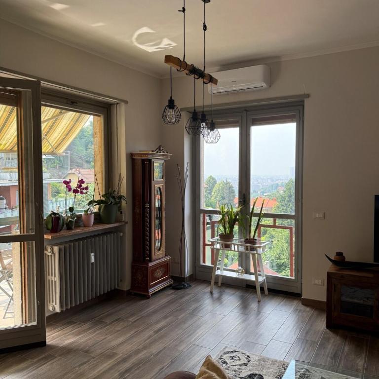 LUX Apt - 2Bedr with View and Parking - Two-Bedroom Apartment - 20
