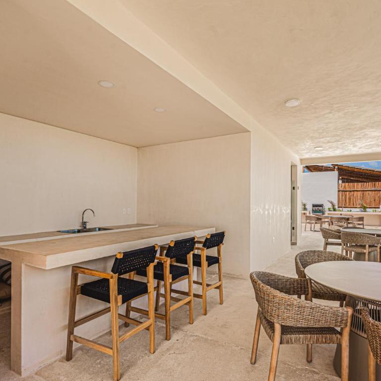 2 BR Bliss Stunning Rooftop Gym Osmosis Desk - Apartamento de 3 dormitorios - 5