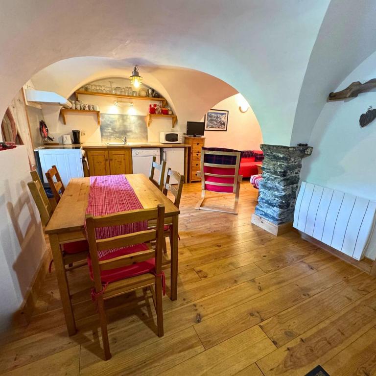 Charmant 3P à 4km des pistes avec Wifi à Saint-Martin-de-Belleville - FR-1-452-388 - Appartement 2 Chambres - 1
