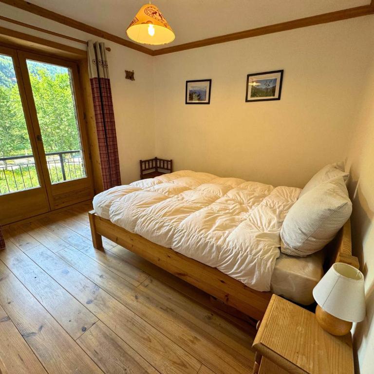 Chalet Confort 4 Ch, 3 SDB, Proche 3 Vallées, Wifi Gratuit - FR-1-452-58 - Appartement 4 Chambres - 9