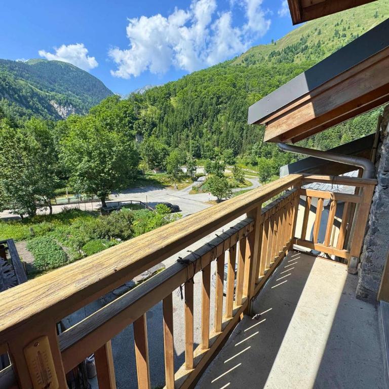 Chalet Confort 4 Ch, 3 SDB, Proche 3 Vallées, Wifi Gratuit - FR-1-452-58 - Appartement 4 Chambres - 15