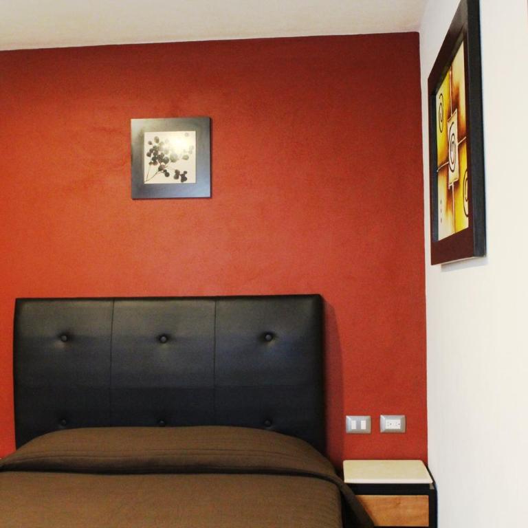 Hotel Leones - Habitación Estándar - 2