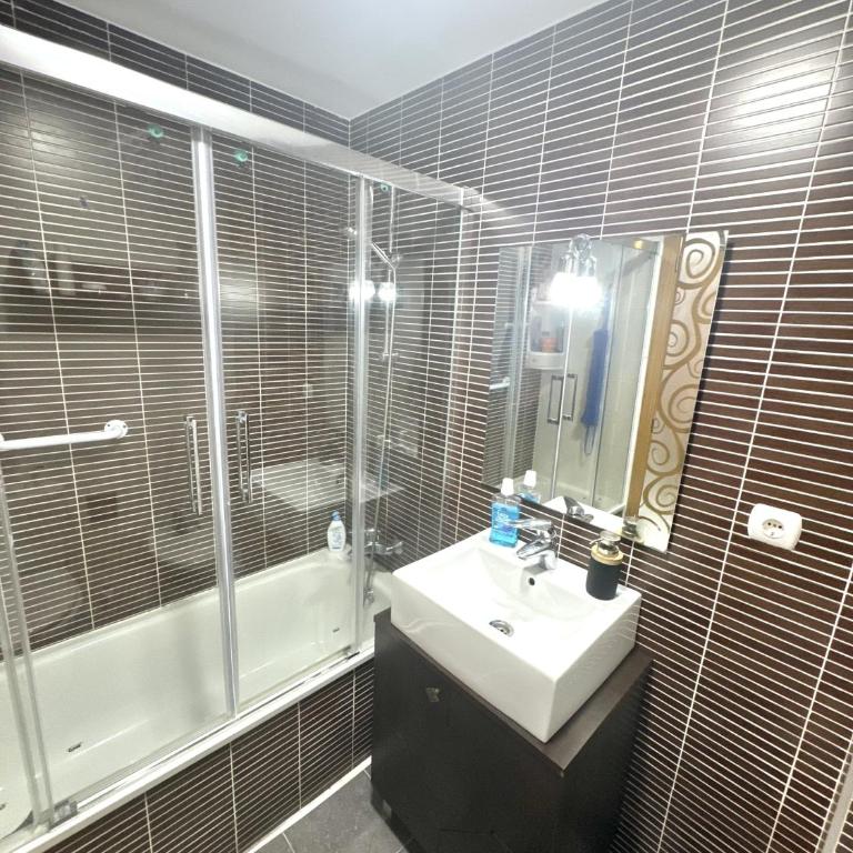 Piso a 850 metros de la Playa RCMN - Apartamento de 2 dormitorios - 30
