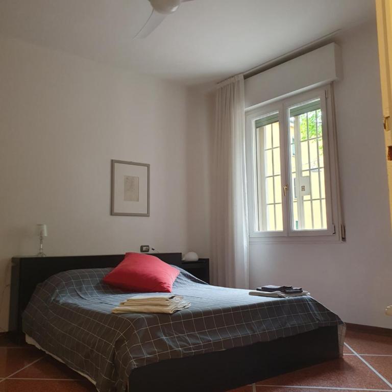 Spacious three-room apartment in Saragozza - One-Bedroom Apartment - 4