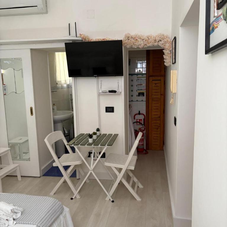 Chez Pépé - One-Bedroom Apartment - 9