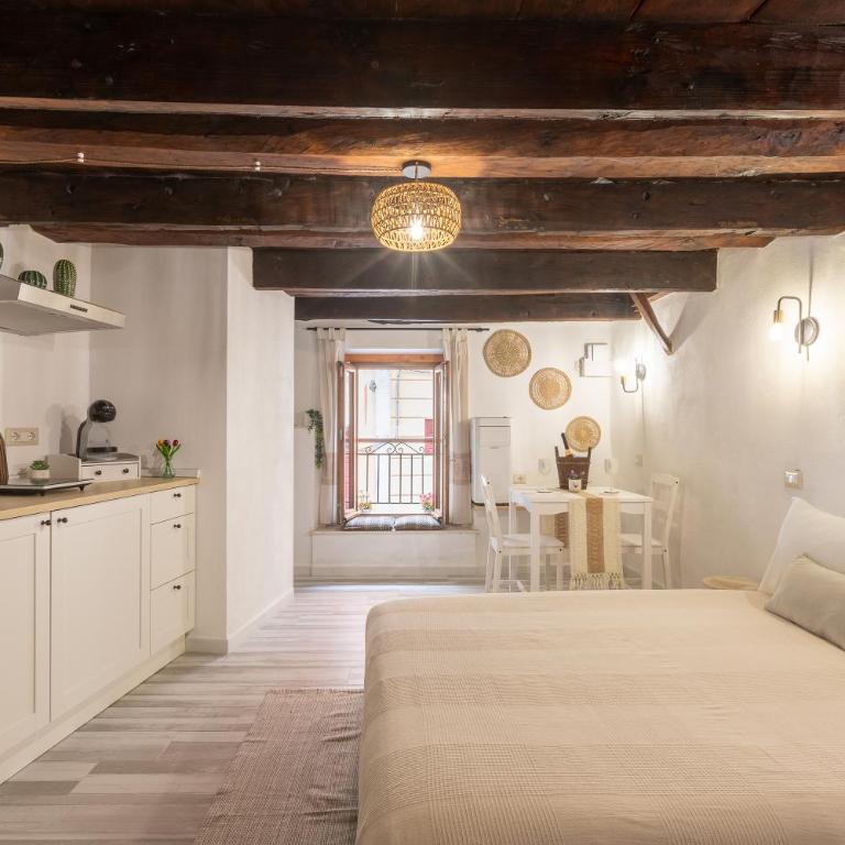Arc de San Martí - One-Bedroom Apartment - 1