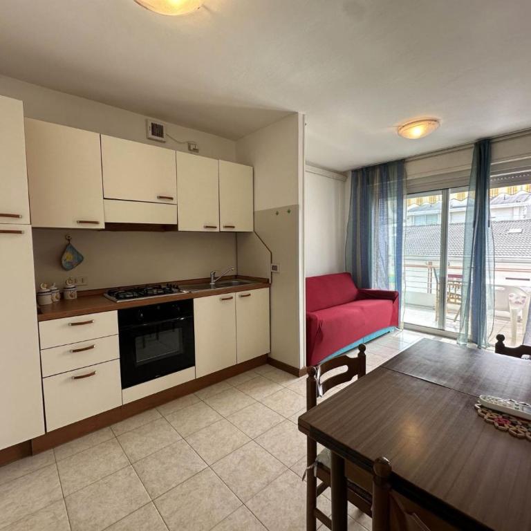 Flat with side sea view just steps from the beach - Appartamento - 6