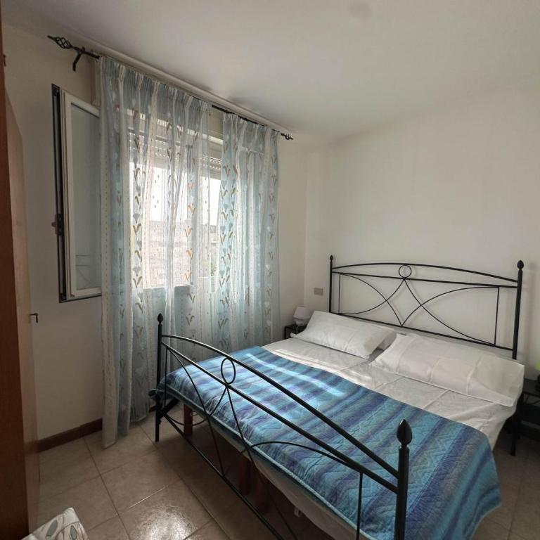 Flat with side sea view just steps from the beach - Appartamento - 7