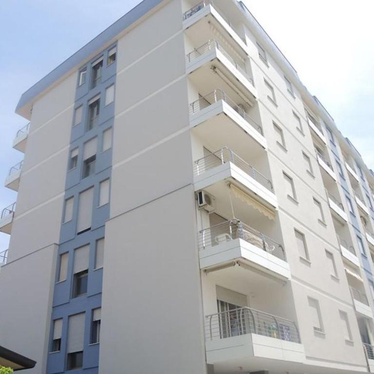 Flat with side sea view just steps from the beach - Appartamento - 11