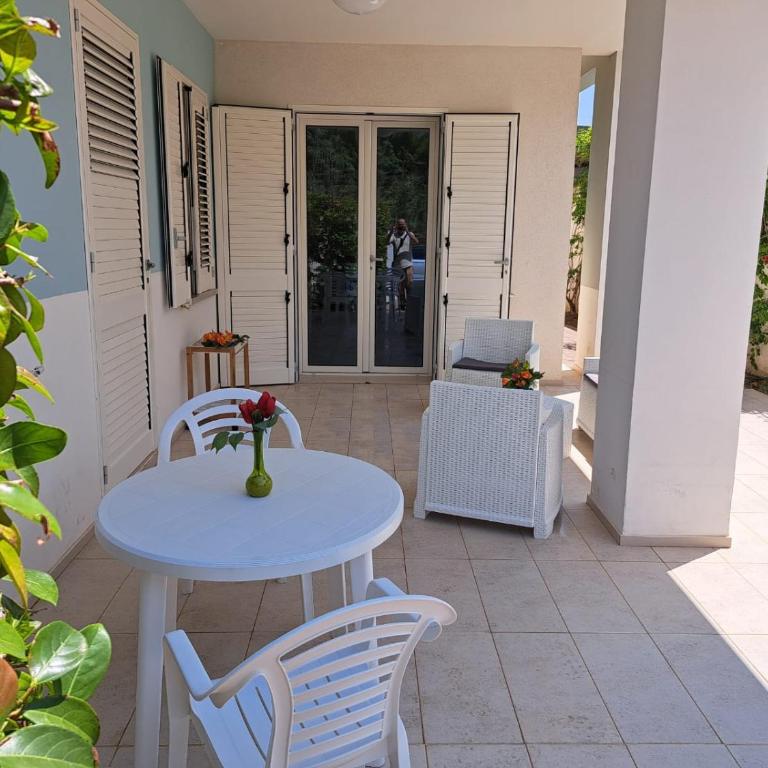 Villetta BREZZA DI MARE a 50 metri dal mare di Baia Verde Gallipoli - Vacation Home - 21
