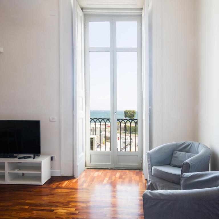 Palazzo Mirelli - Camera King con Vista Mare - 4
