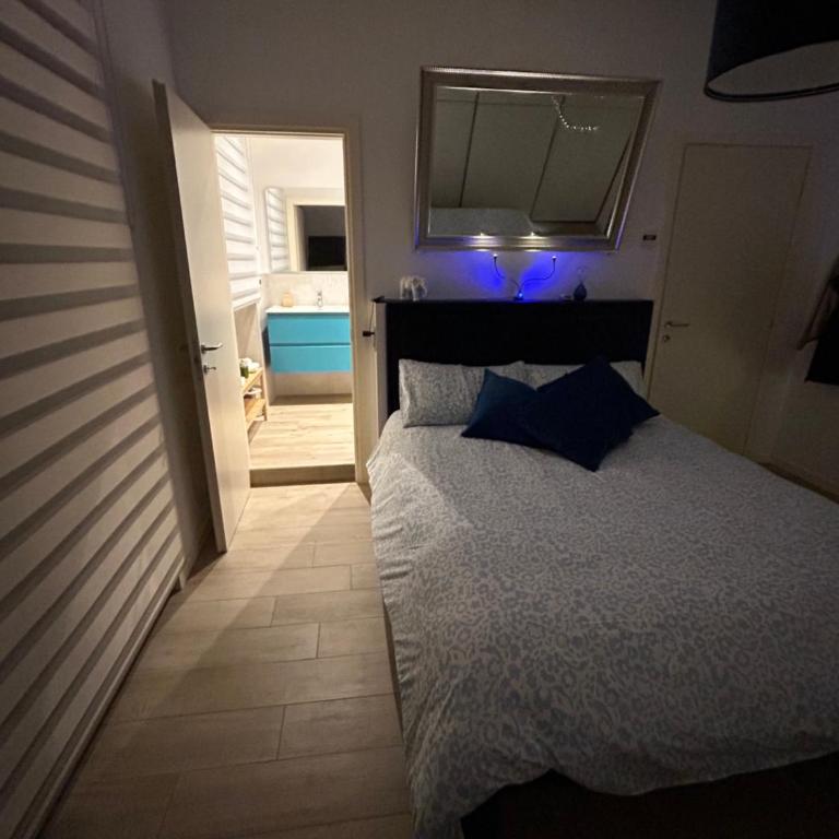 La Reggia b&b - Camera Matrimoniale con Bagno Privato - 5