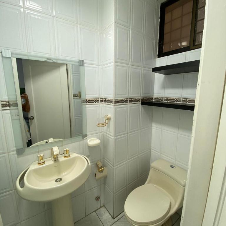 Departamento frente al mar - Three-Bedroom Apartment - 5