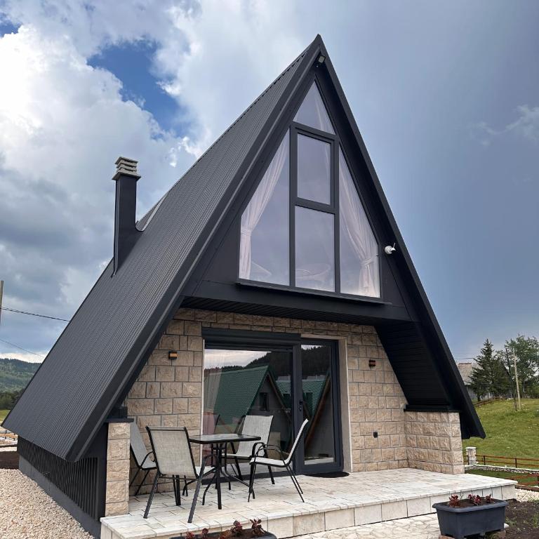 House of Sun - Two-Bedroom House - 2