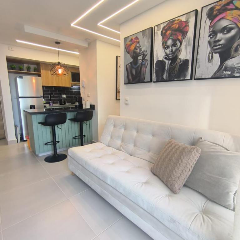 Apartamento cómodo de 3 habitaciones con piscina cerca al mar en Cartagena - Three-Bedroom Apartment with Water View - 1