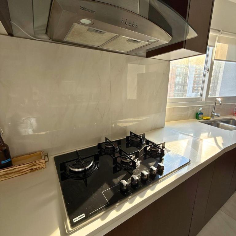 Lujoso y Amplio Departamento - Two-Bedroom Apartment - 28