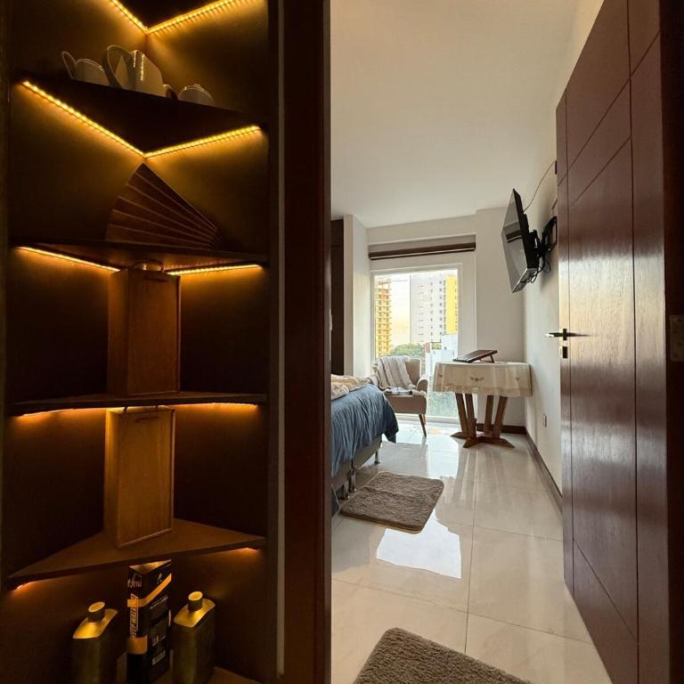 Lujoso y Amplio Departamento - Two-Bedroom Apartment - 12