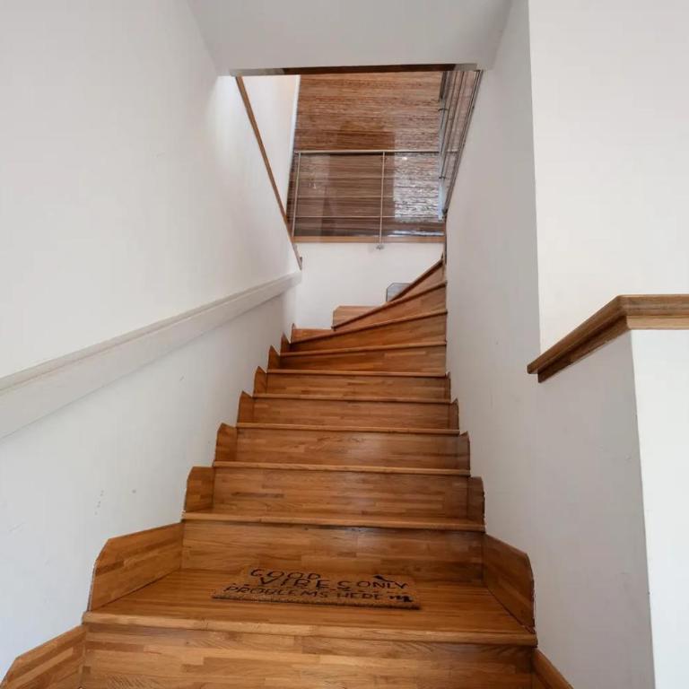 Hepburn Holiday Home - Appartamento - 24