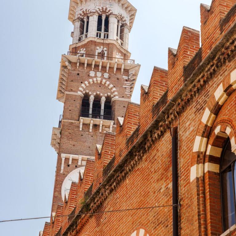 Dimora delle Erbe - a 20 passi da Piazza Erbe - One-Bedroom Apartment - 20